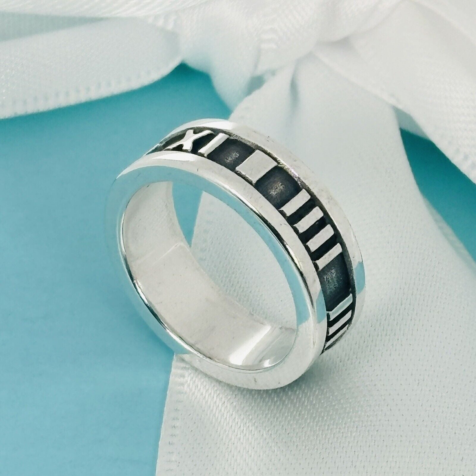 Size Tiffany Co Vintage Atlas Ring in Sterling Silver Roman