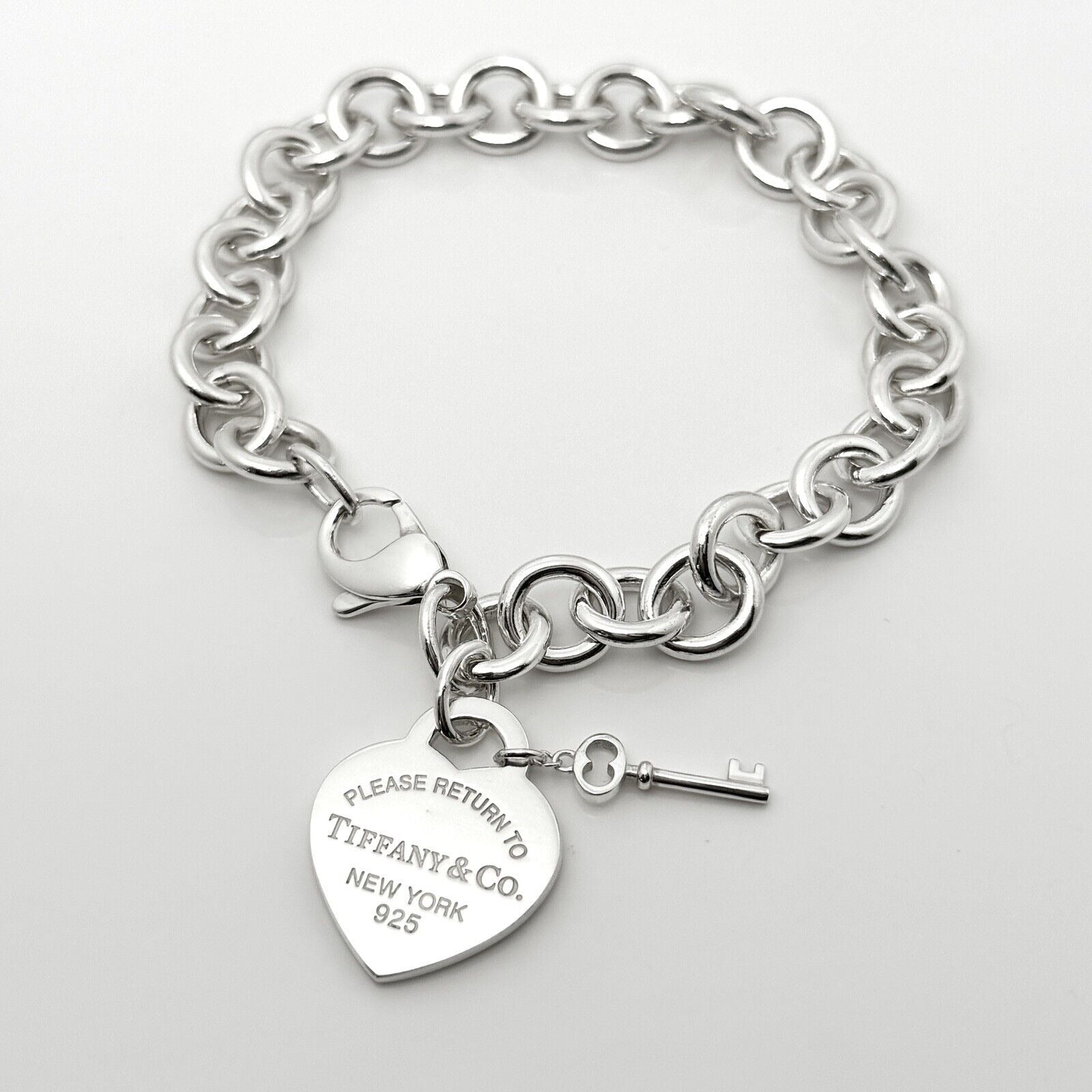 Please Return to Tiffany Heart Tag Charm Key Bracelet Medium 7.5