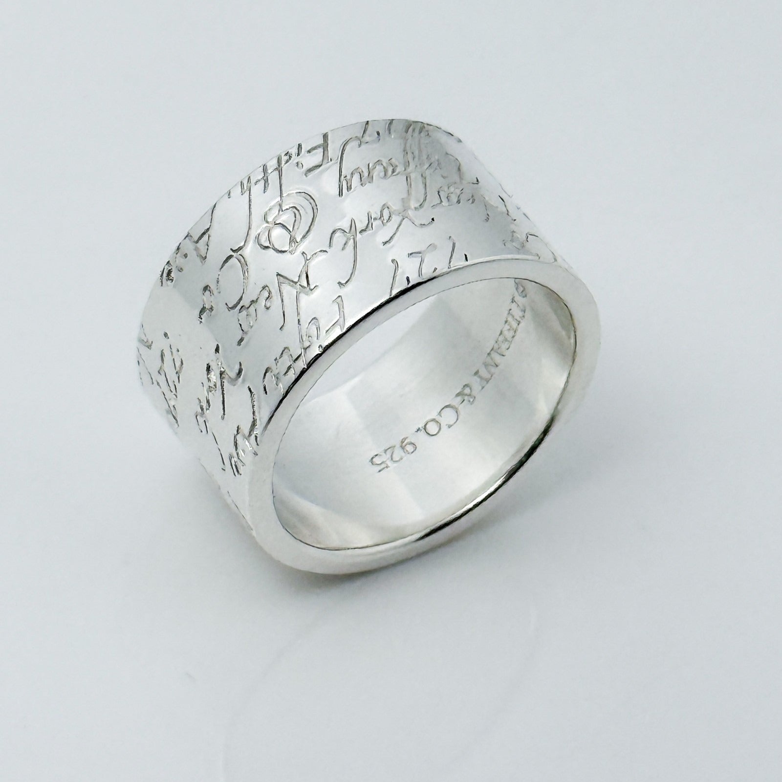 Tiffany & Co＊美品ノーツシルバーリングNewYork 5th Ave Size 4 Tiffany 727 Fifth Ave New York Notes Ring Wide Band in