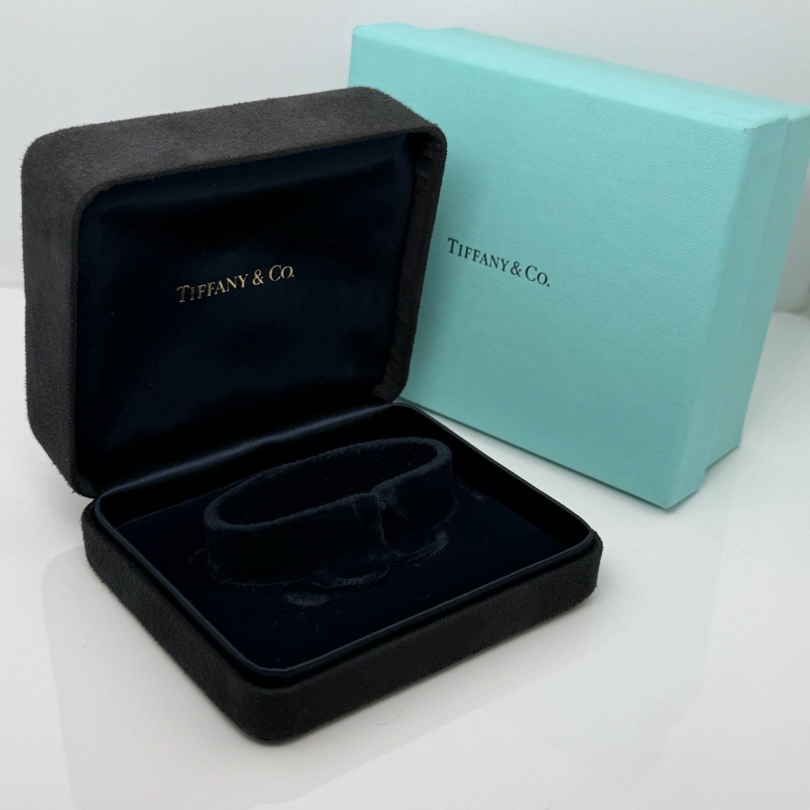 Tiffany Black Suede Leather Watch or Bracelet Presentation Storage