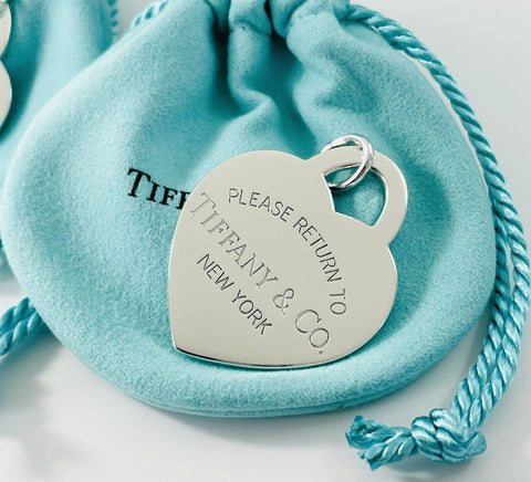 Tiffany & Co Heart Bracelet 7.75" Plain Engravable Chunky Bracelet  Silver Pouch