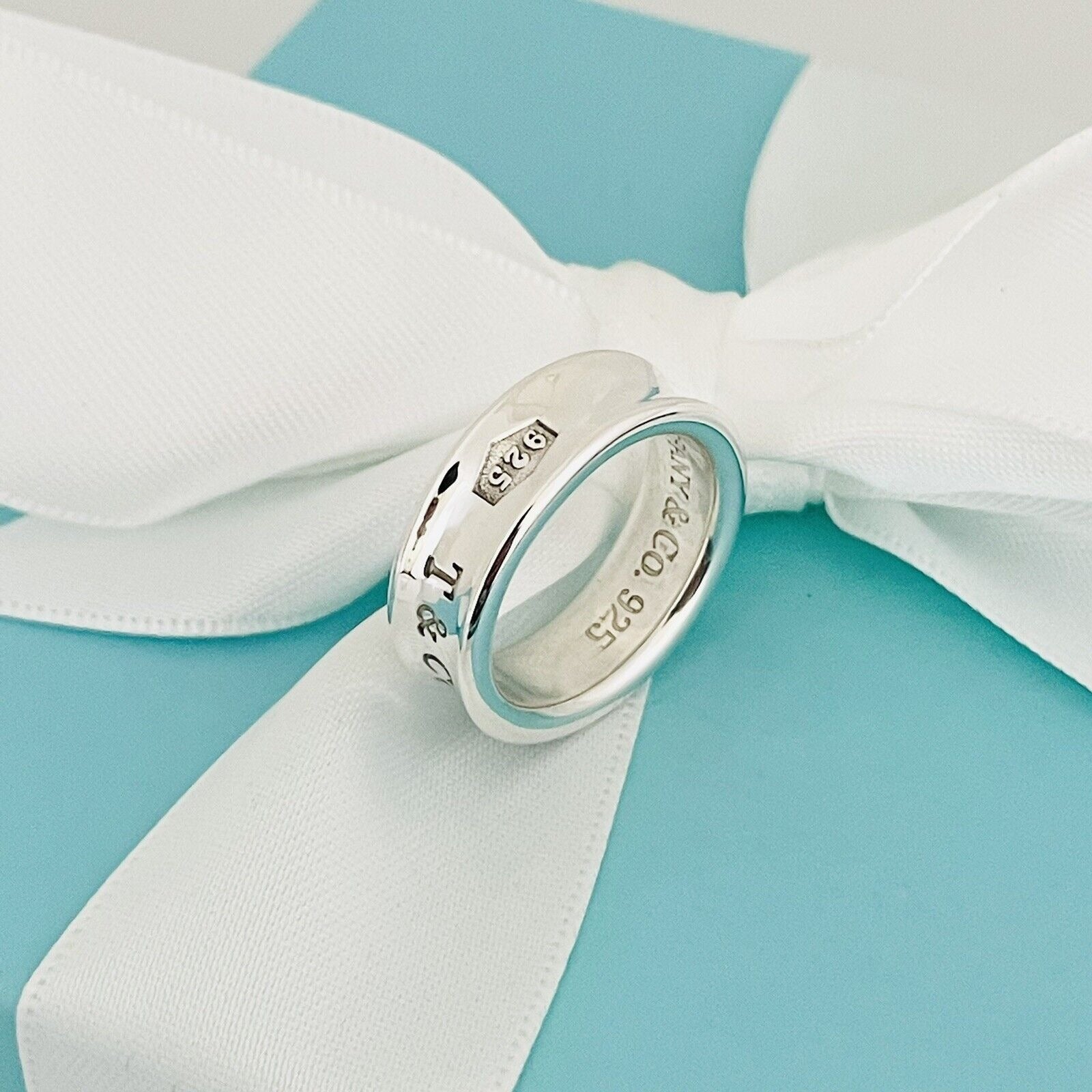 Size 4 Tiffany & Co 1837 Concave Ring in Sterling Silver