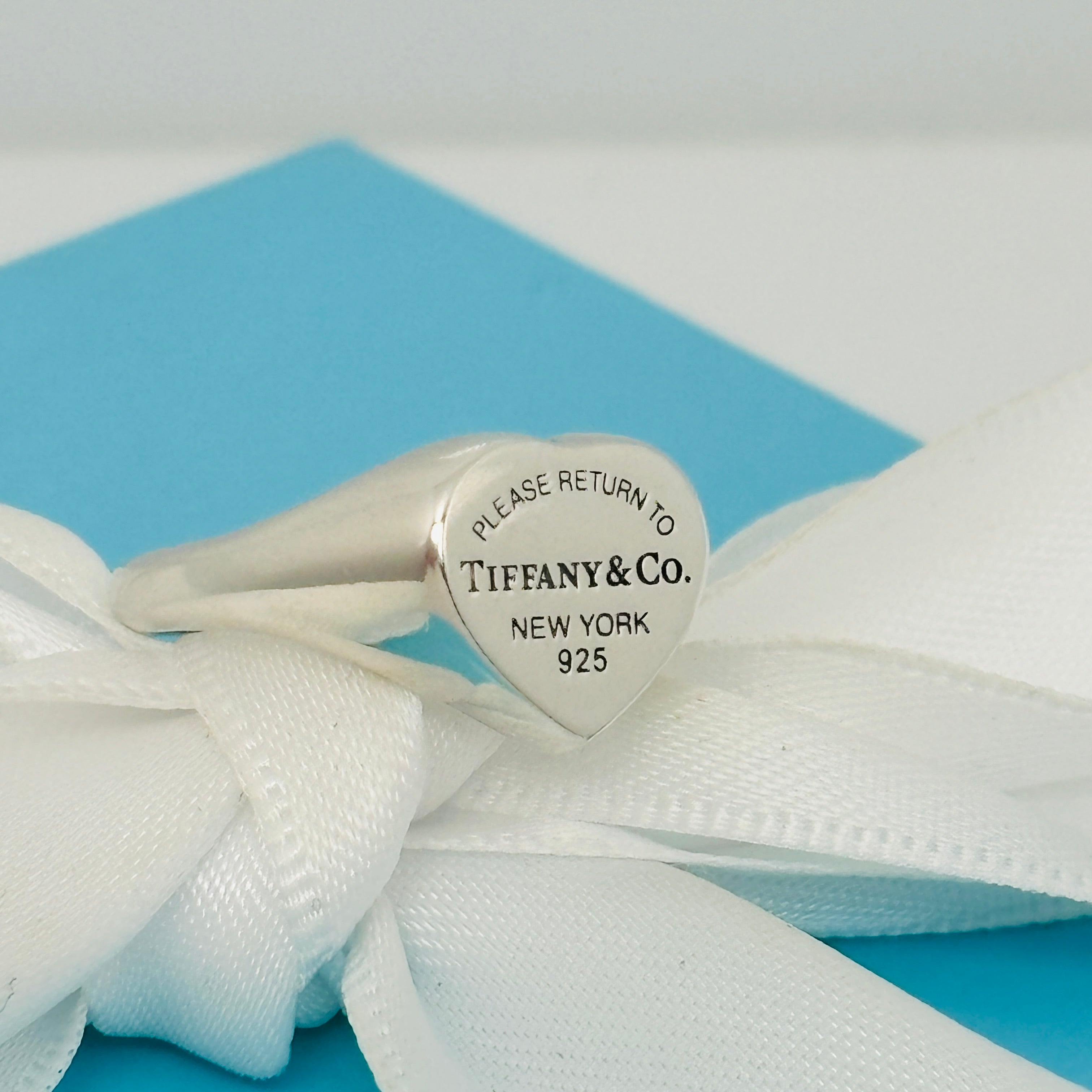Size 6.5 Return to Tiffany Heart Signet Ring in Sterling Silver FREE Shipping