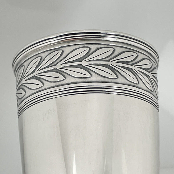 Antique Tiffany & Co Floral Vase in Sterling Silver - 6