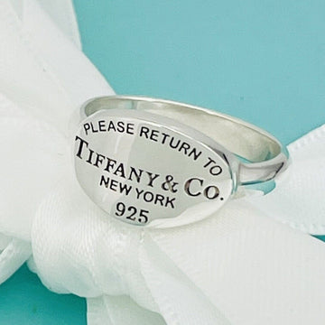 Size 5.5 Please Return to Tiffany Oval Signet Ring in Sterling Silver AUTHENTIC