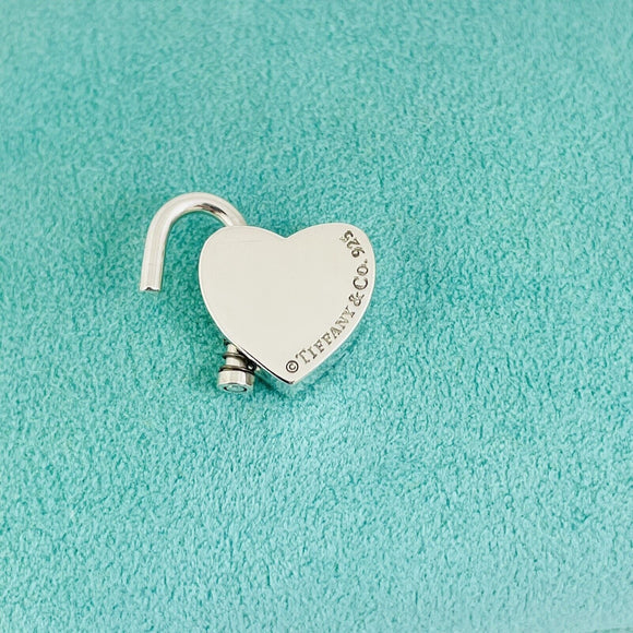 Return to Tiffany & Co New York Heart Padlock Lock Charm Pendant