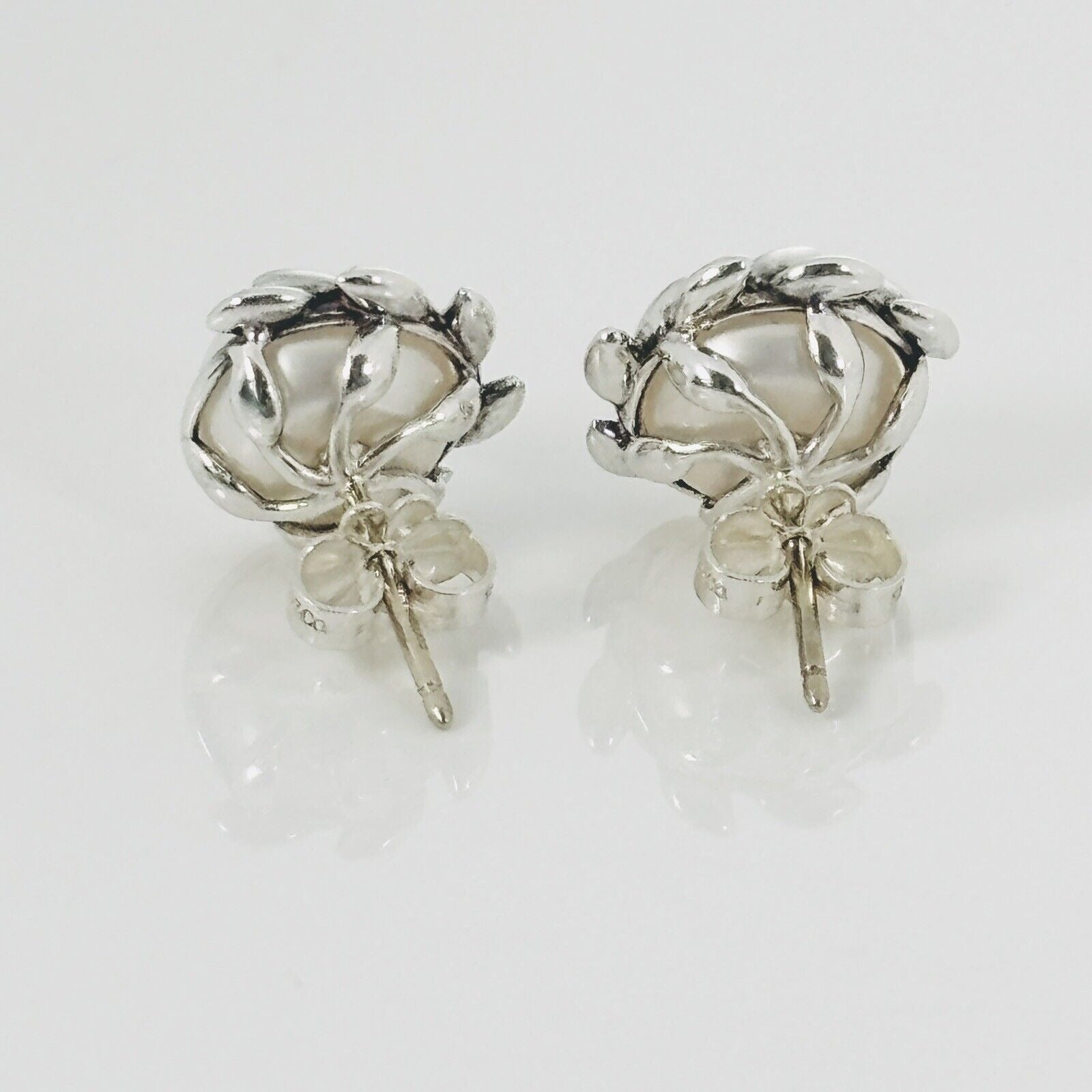 【Tiffany & Co】Paloma Picasso Olive Leaf Stud ピアス Silver Paloma Picasso®:Olive Leaf Earrings | Tiffany & Co. US