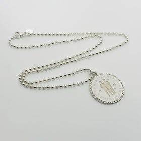 20" Tiffany Gemini Round Pendant Necklace Twist Border Dog bead Chain in Silver - 0