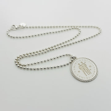 20" Tiffany Gemini Round Pendant Necklace Twist Border Dog bead Chain in Silver - 0