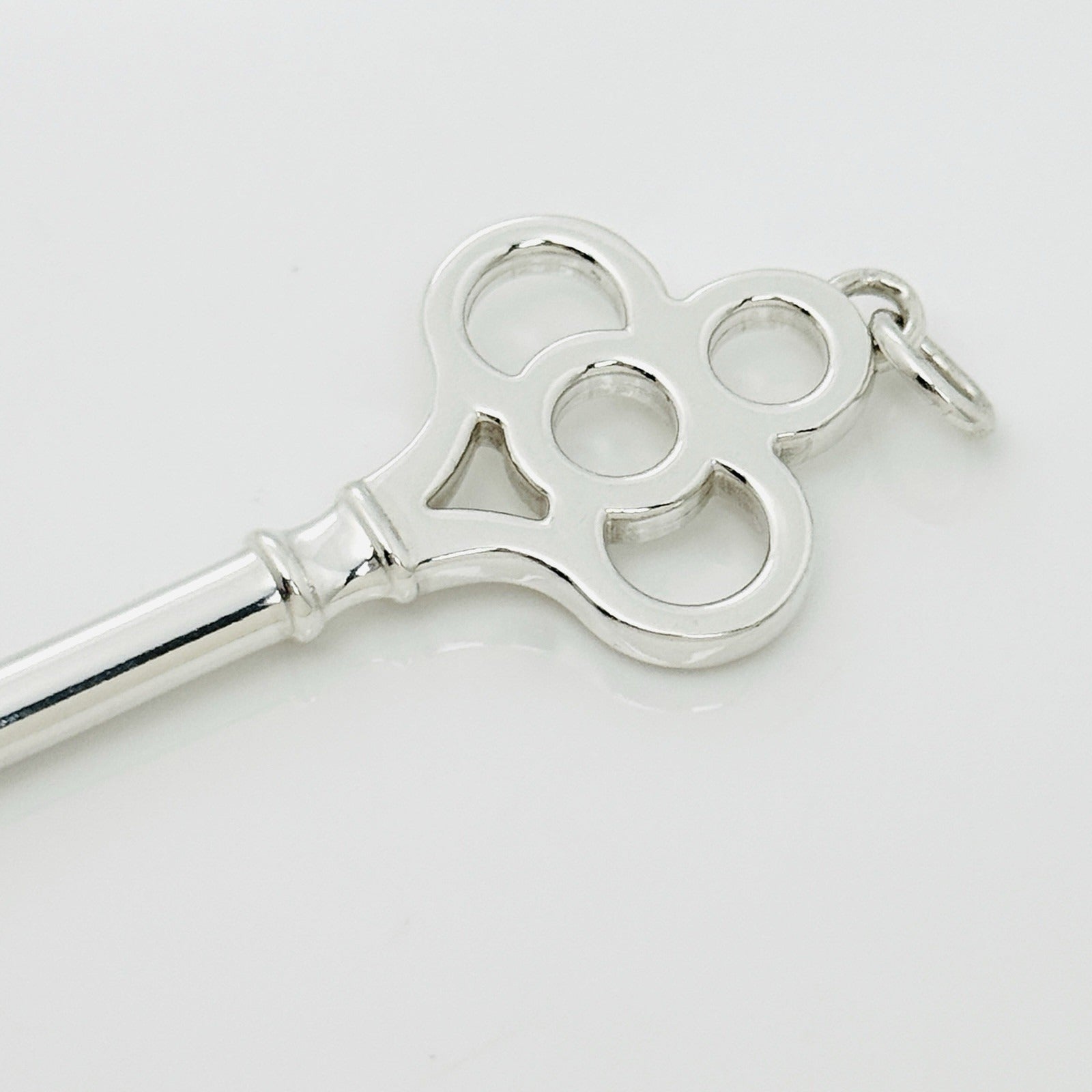RARE Tiffany & Co Quatrefoil 4 Leaf Key Pendant in Sterling Silver Size Large