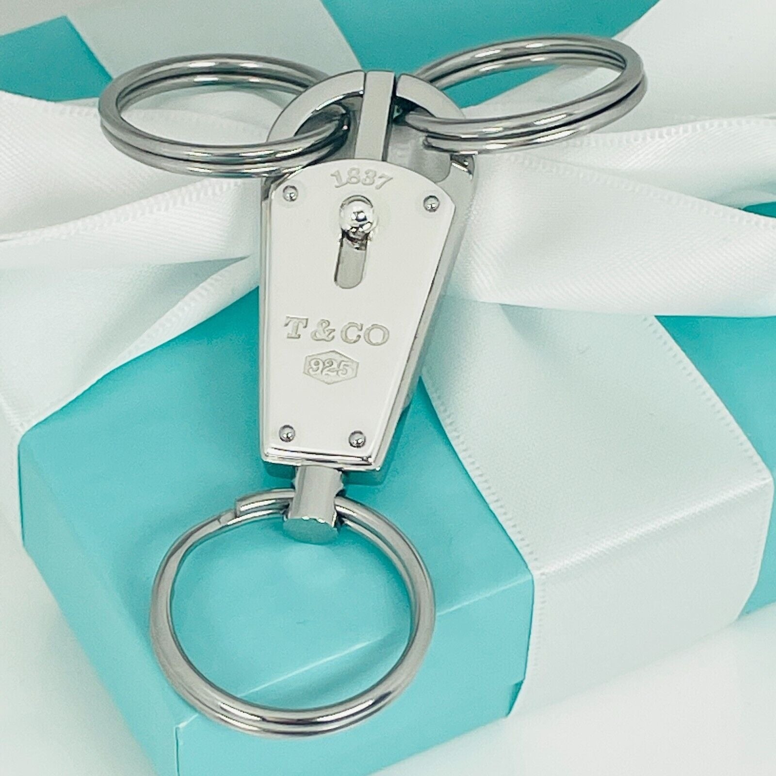 PRISTINE Tiffany & Co 1837 Valet Key Ring Chain in Sterling Silver