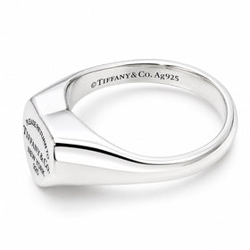 Size 9.5 Return to Tiffany Heart Signet Ring in Sterling Silver - 0