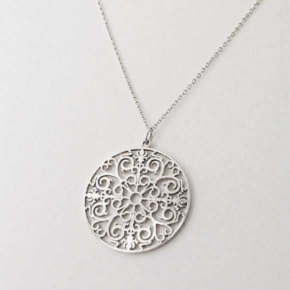 20" Tiffany Large Enchant Filigree Round Pendant Necklace and Chain / 925 Silver