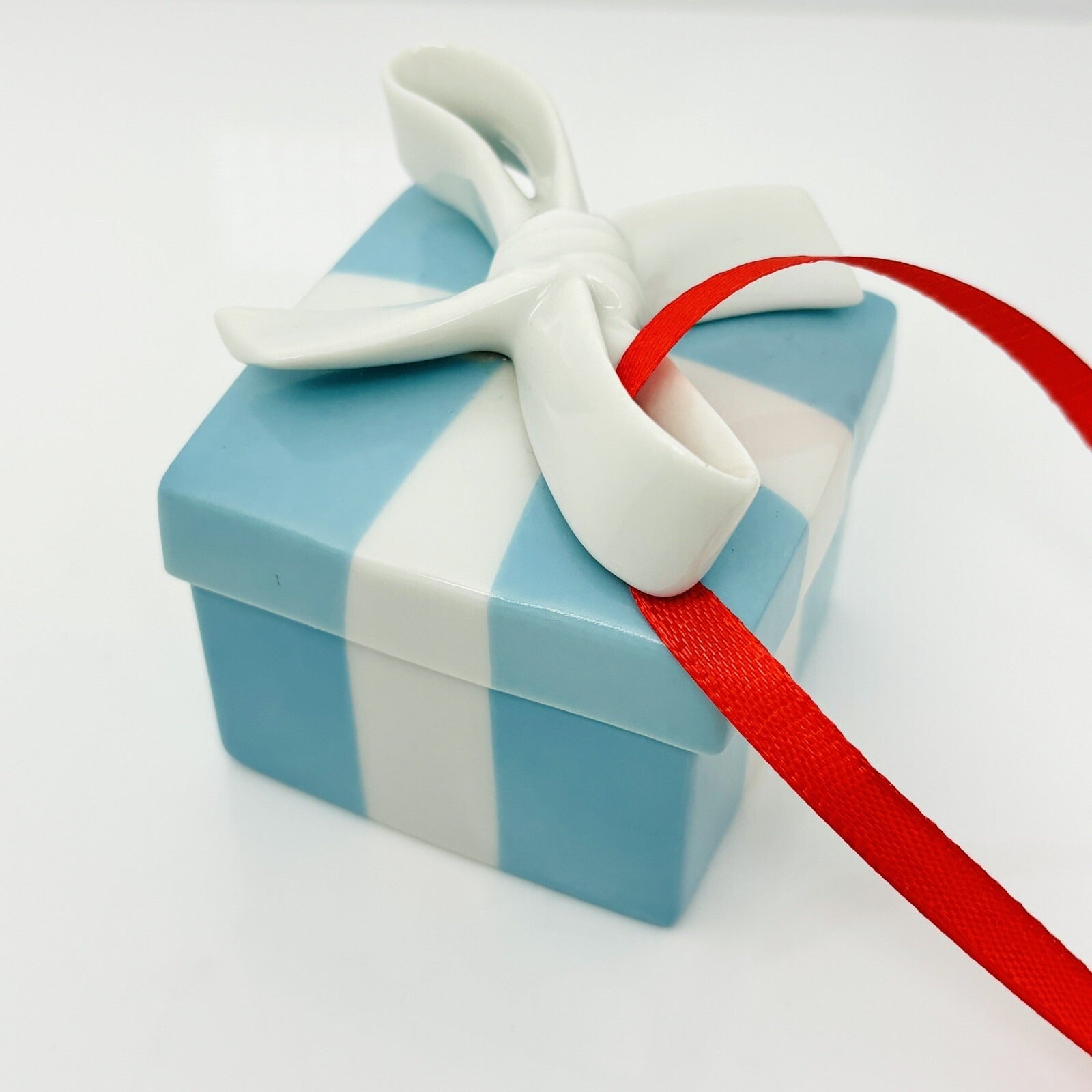 Tiffany Blue Gift Box Trinket Christmas Holiday Ornament Bone China Porcelain