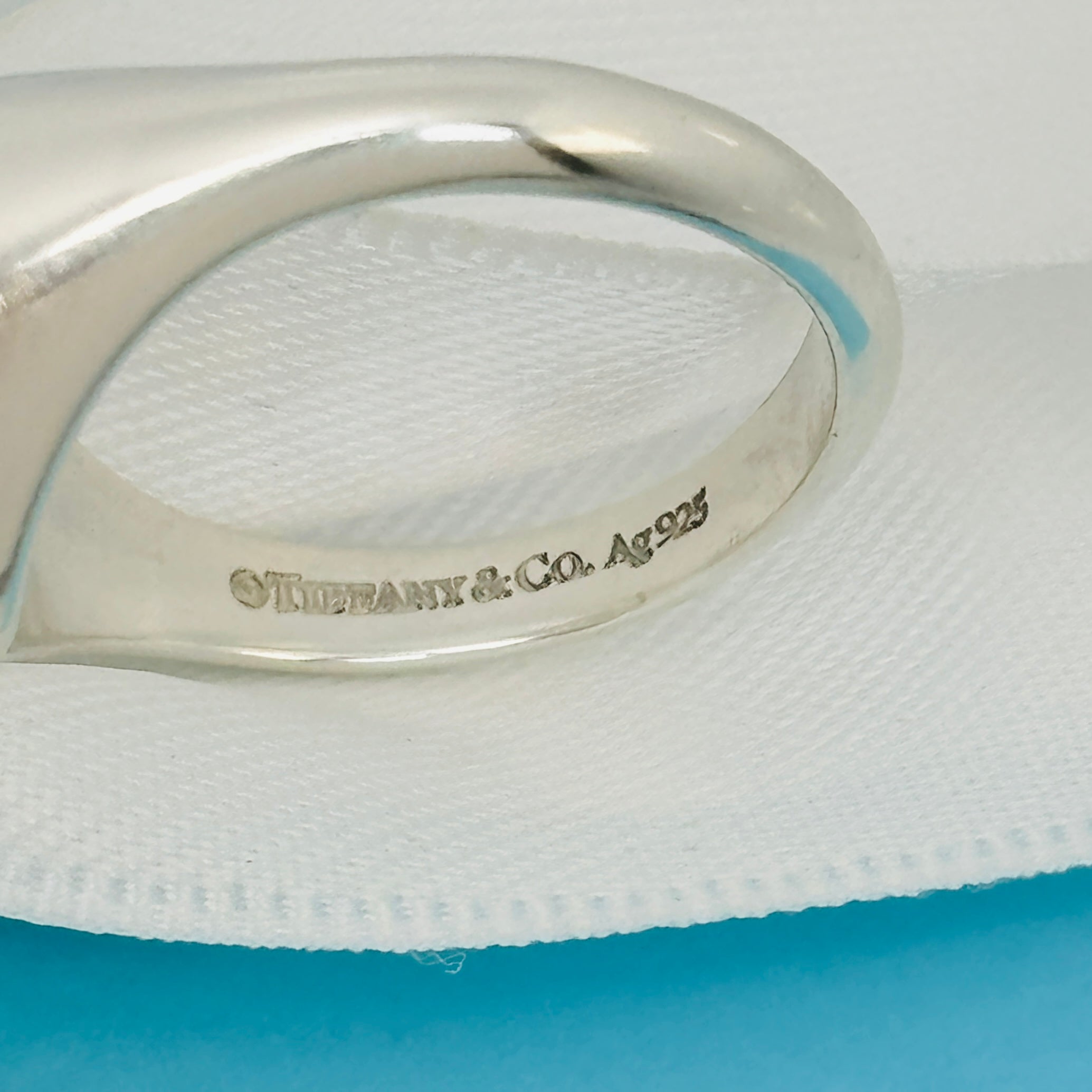 Size 5.5 Return to Tiffany Heart Signet Ring in Sterling Silver