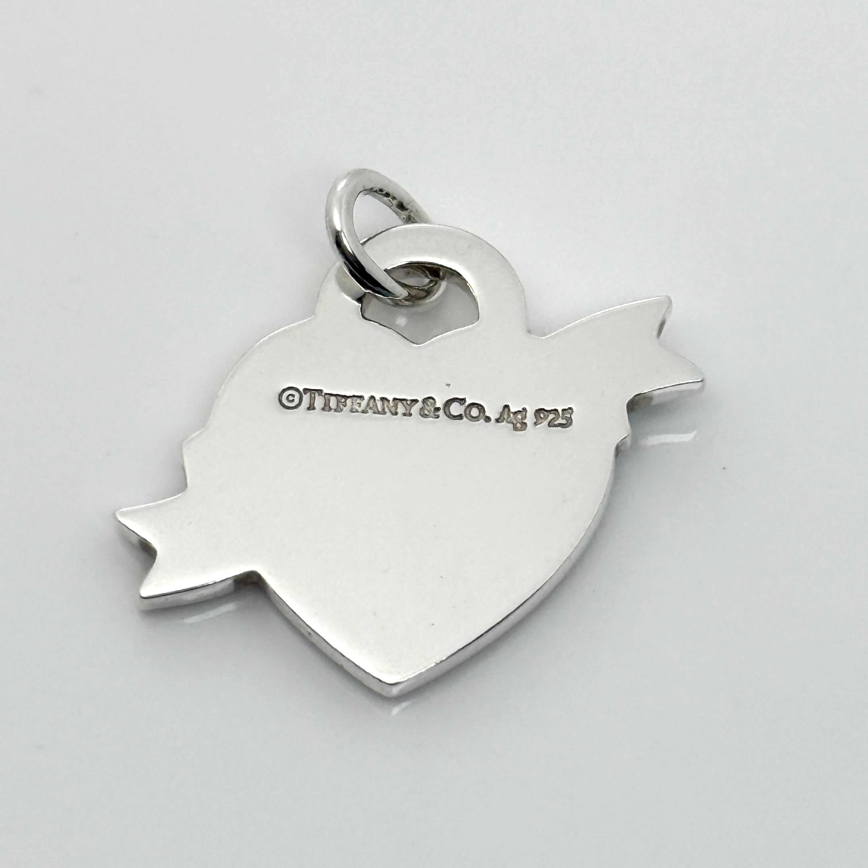 NEW Return to Tiffany Blue Enamel Ribbon Bow Banner Heart Tag Pendant Charm