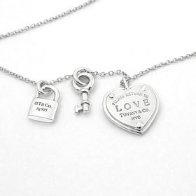 16" Return to Tiffany & Co. Love Heart Padlock Lock Key Pendant Chain Necklace