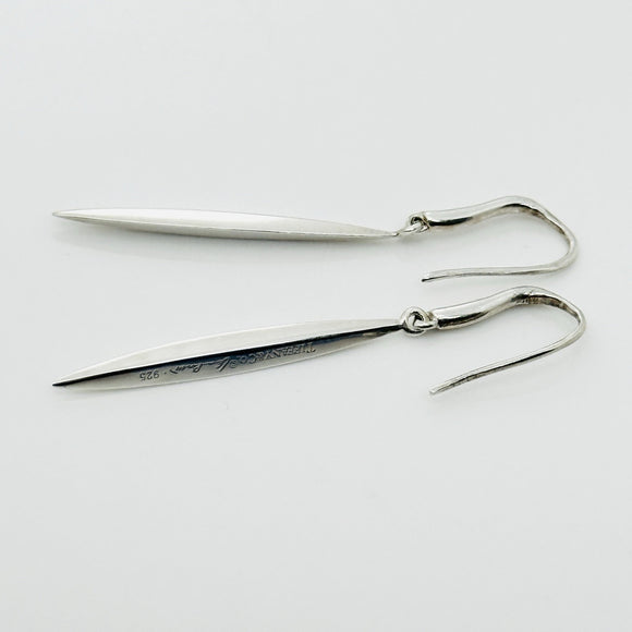 Tiffany & Co Feather Earrings by Elsa Peretti Drop Elongated Dangle Hook