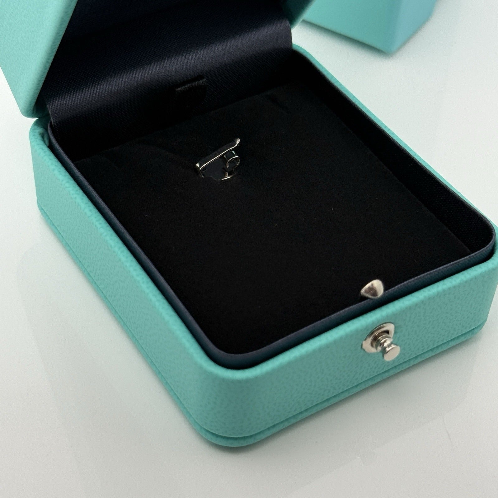 Tiffany & Co Necklace Storage Presentation Gift Box Blue Leather Lux