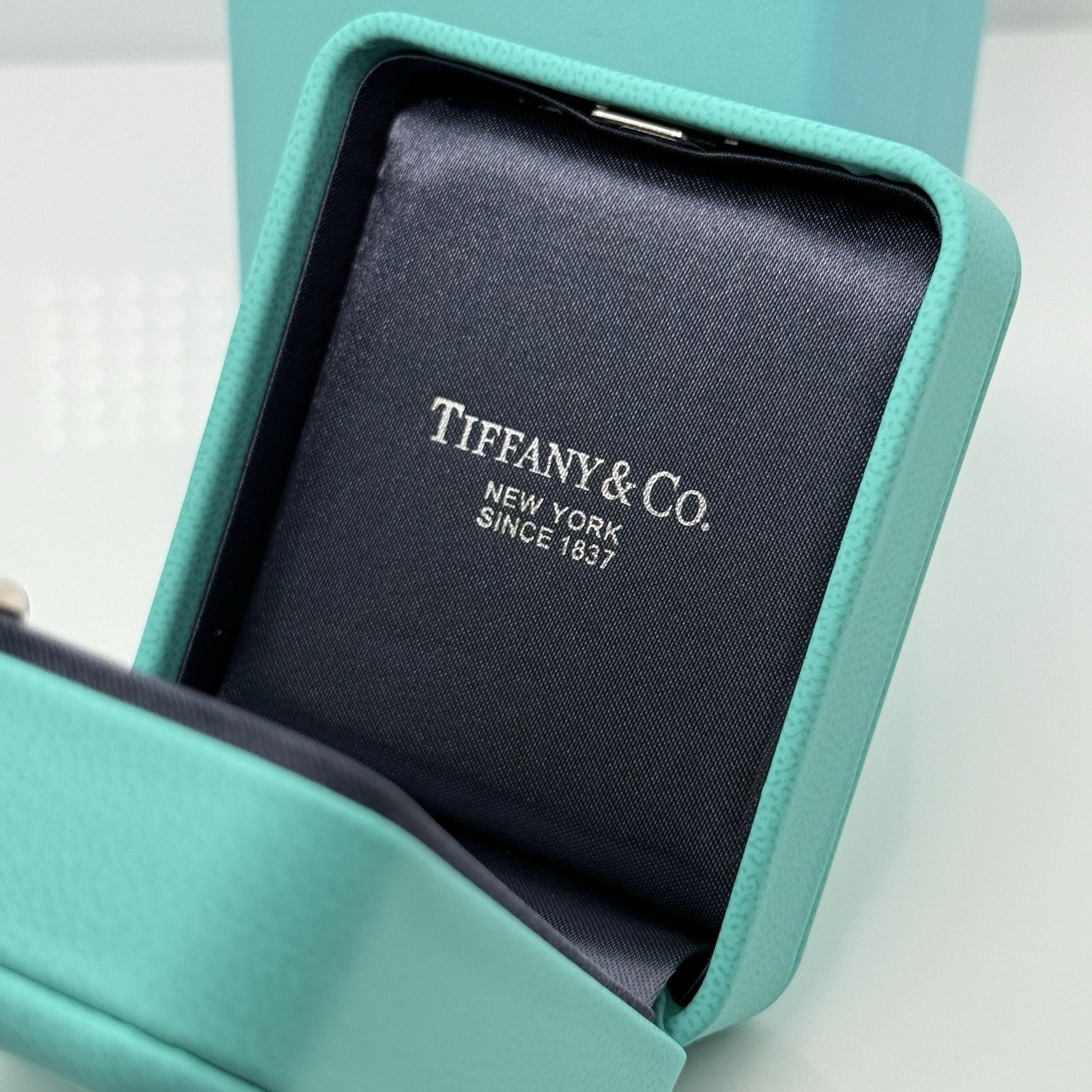 Tiffany & Co Necklace Storage Presentation Gift Box Blue Leather Lux