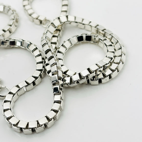 26" Tiffany & Co  Mens Unisex Venetian Box Link Necklace in Sterling Silver