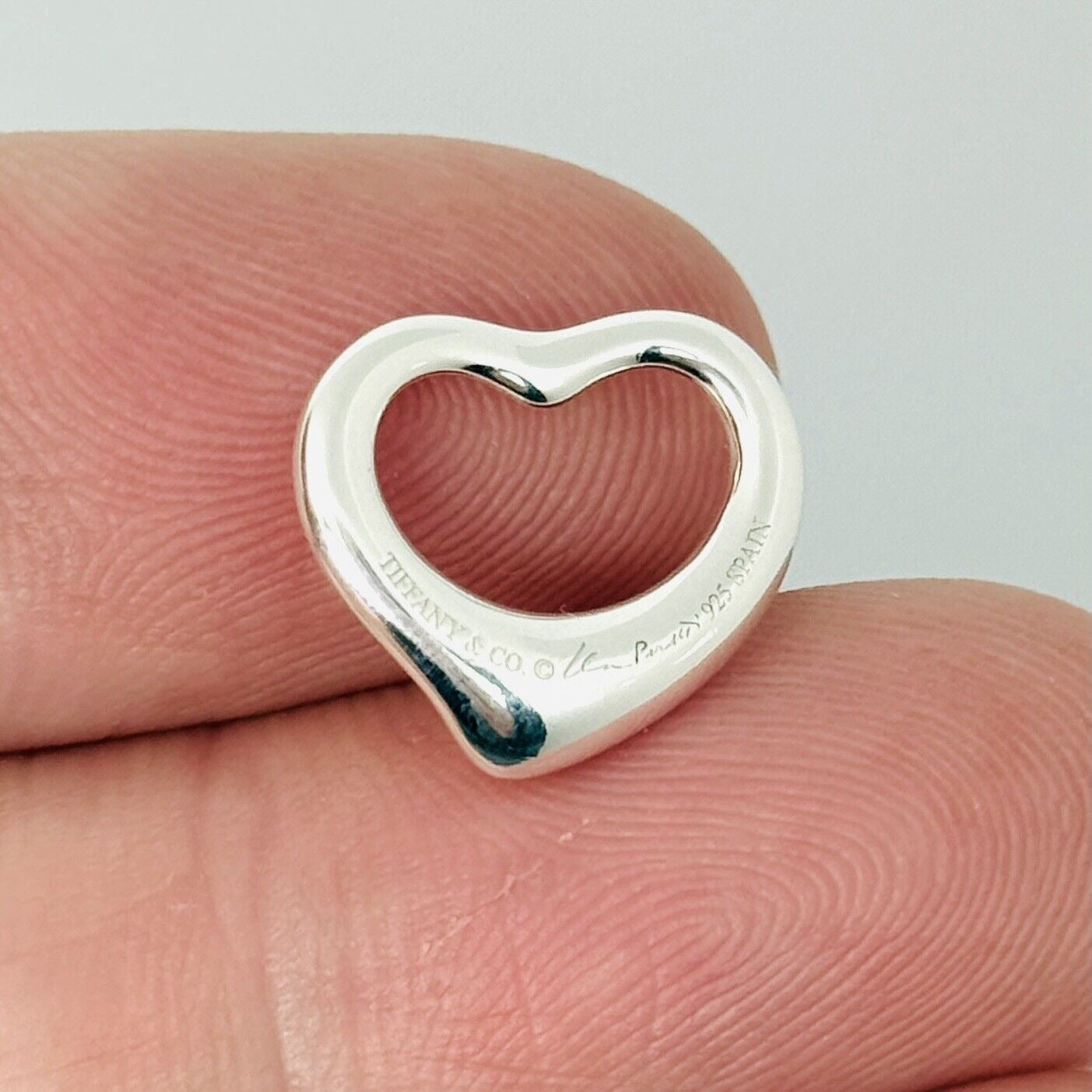 Tiffany Elsa Peretti Mini Small Open Heart Pendant Charm in Sterling Silver