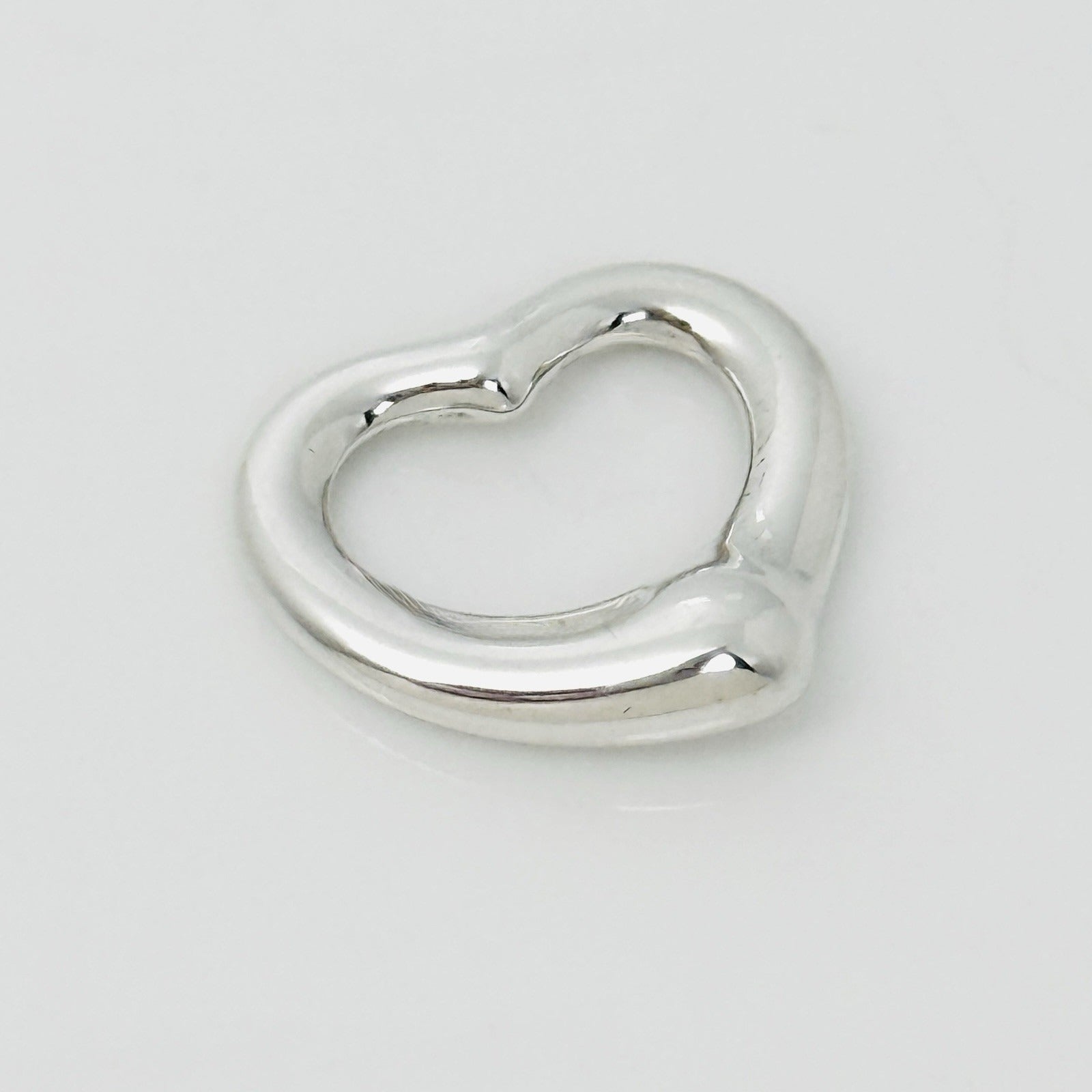 Tiffany Elsa Peretti Mini Small Open Heart Pendant Charm in Sterling Silver