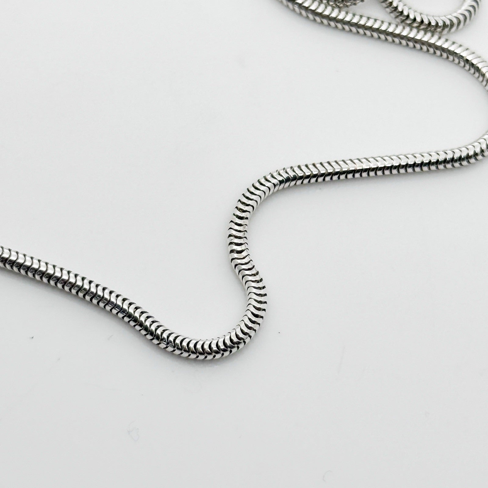 32" Tiffany & Co Sterling Silver Men's Unisex Snake Chain Necklace