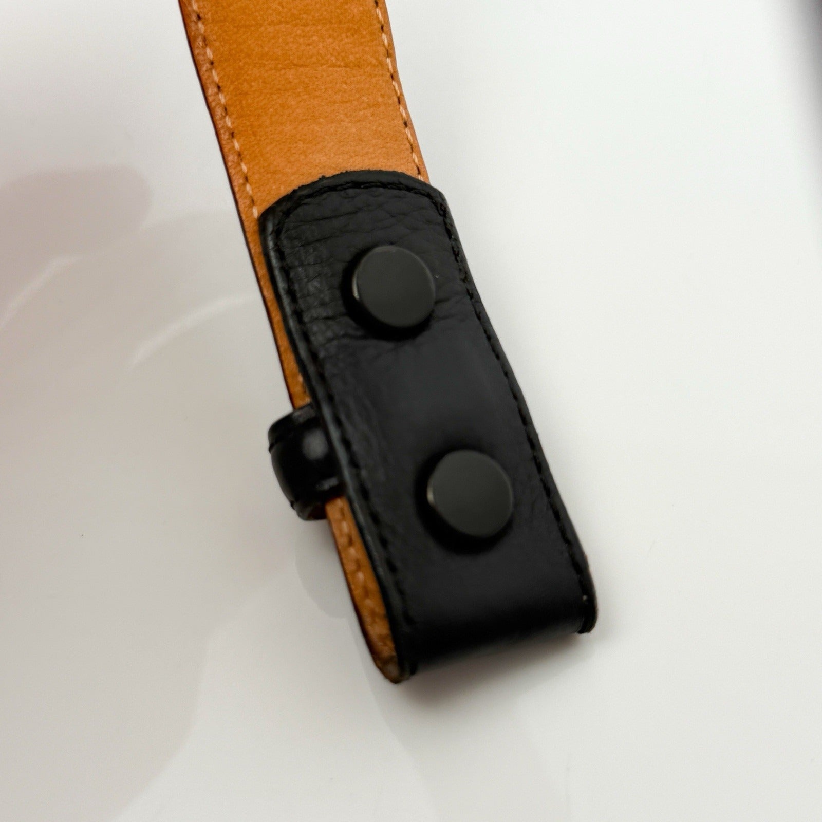 Tiffany Black Leather Mens Belt Size 40. Model 7300 01