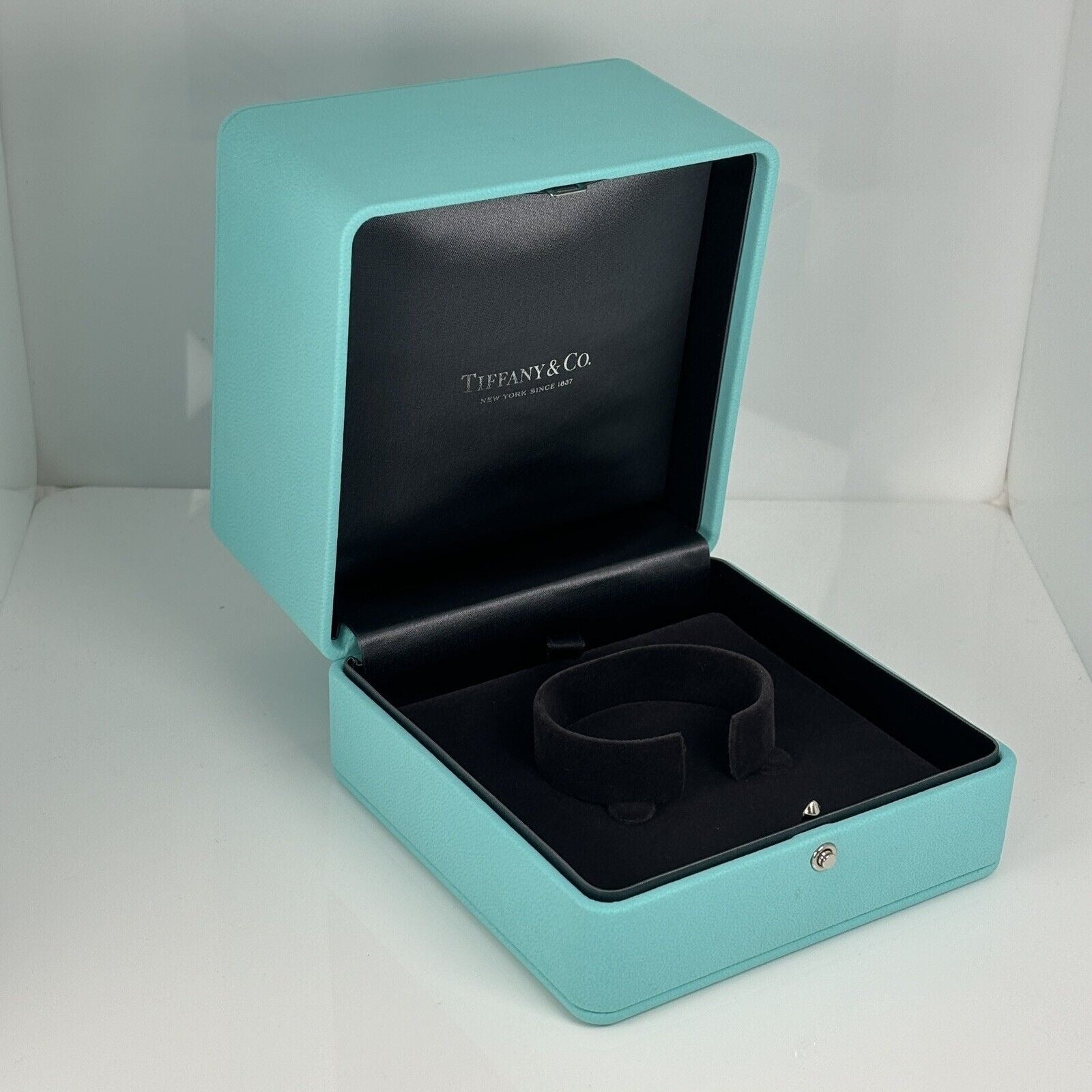 Tiffany & Co Watch or Bracelet Storage Box in Blue Leather