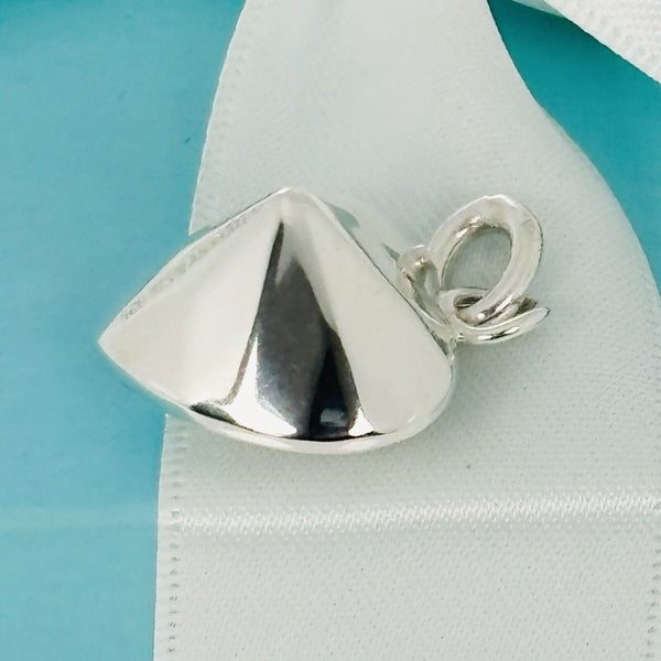 Vintage Tiffany  Diamond Cut Puffed Heart Pendant or Charm in Silver - 4