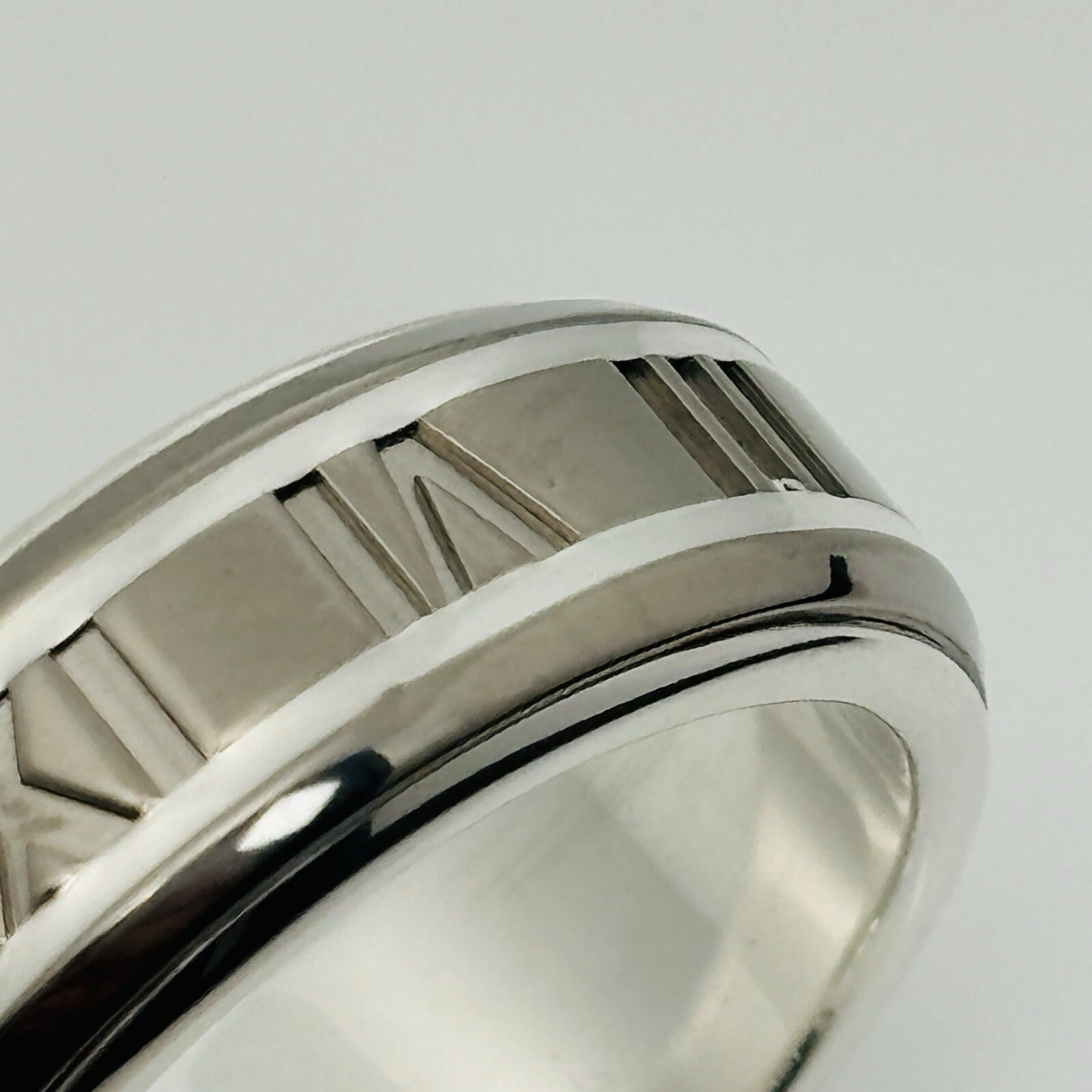 Size 10 RARE Tiffany Atlas Ring in Silver and Titanium Mens Unisex - 0