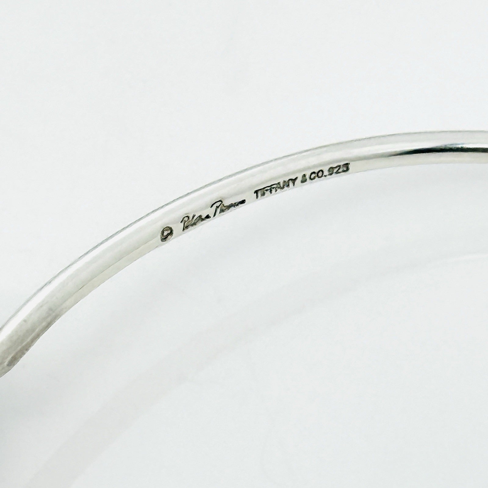 Tiffany & Co Daisy Flower Hook Bracelet by Paloma Picasso in Sterling Silver