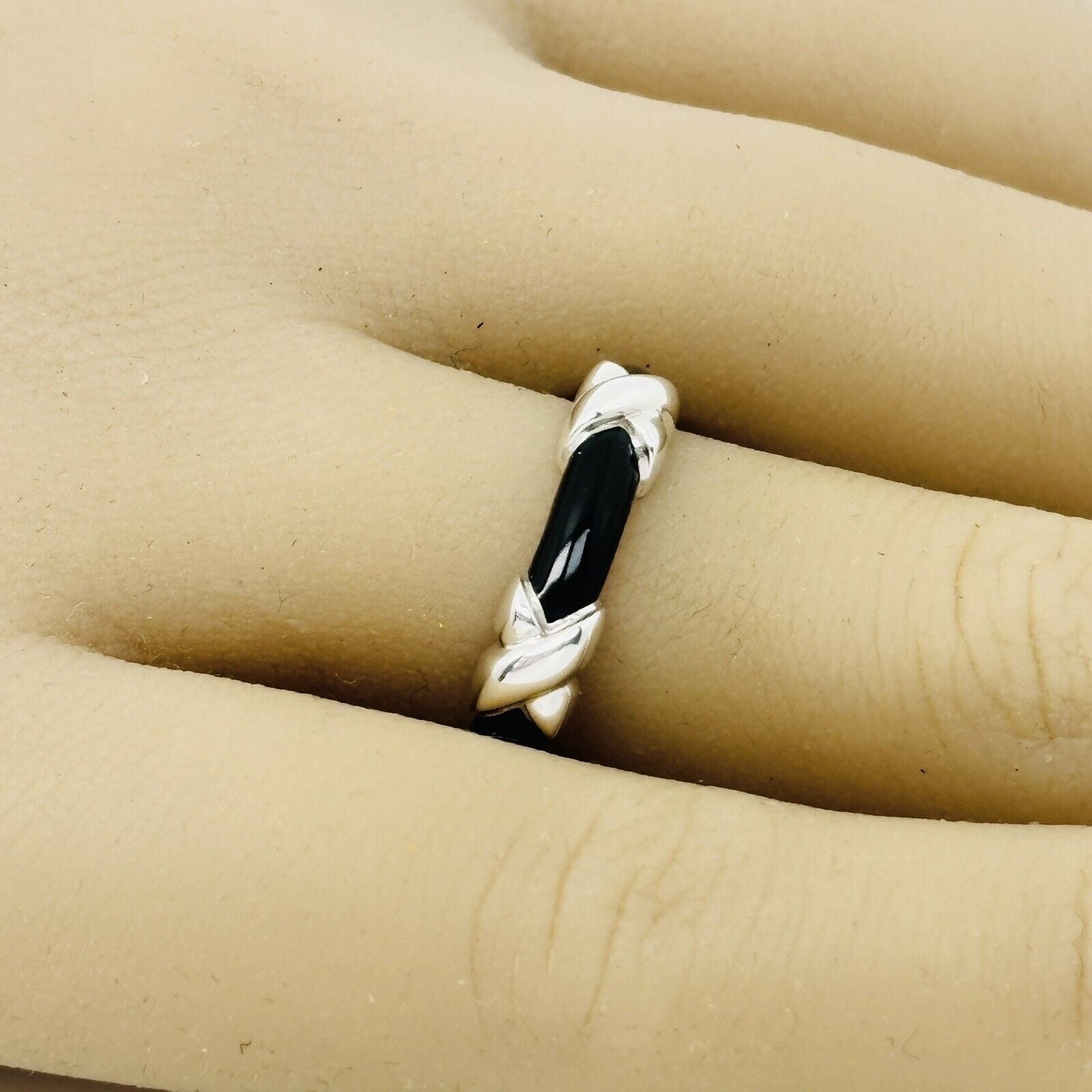Size 5.5 Tiffany Signature X Kiss Ring in Black Enamel and Sterling Silver