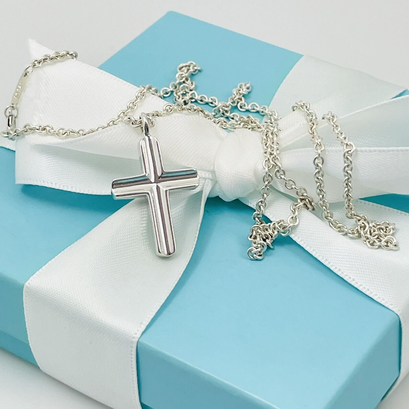 24 inch Tiffany Mens Unisex Cross Large Link Necklace in Concave Sterling Silver