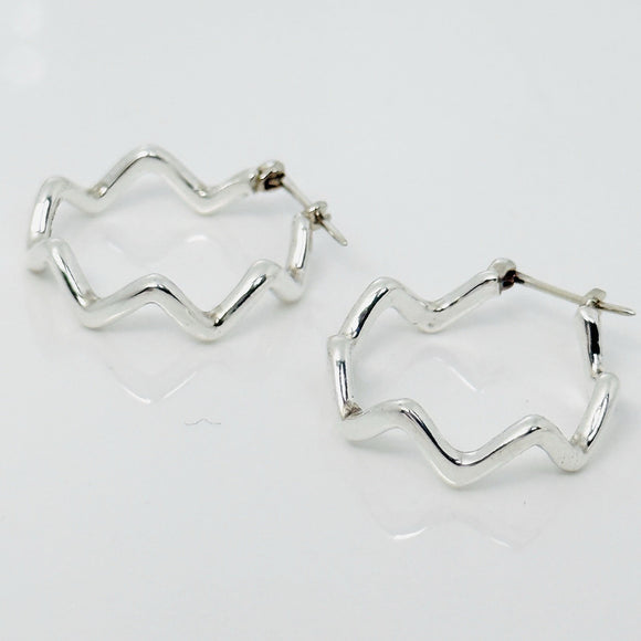 Tiffany ZigZag Hoop Earrings in 925 Sterling Silver by Paloma Picasso