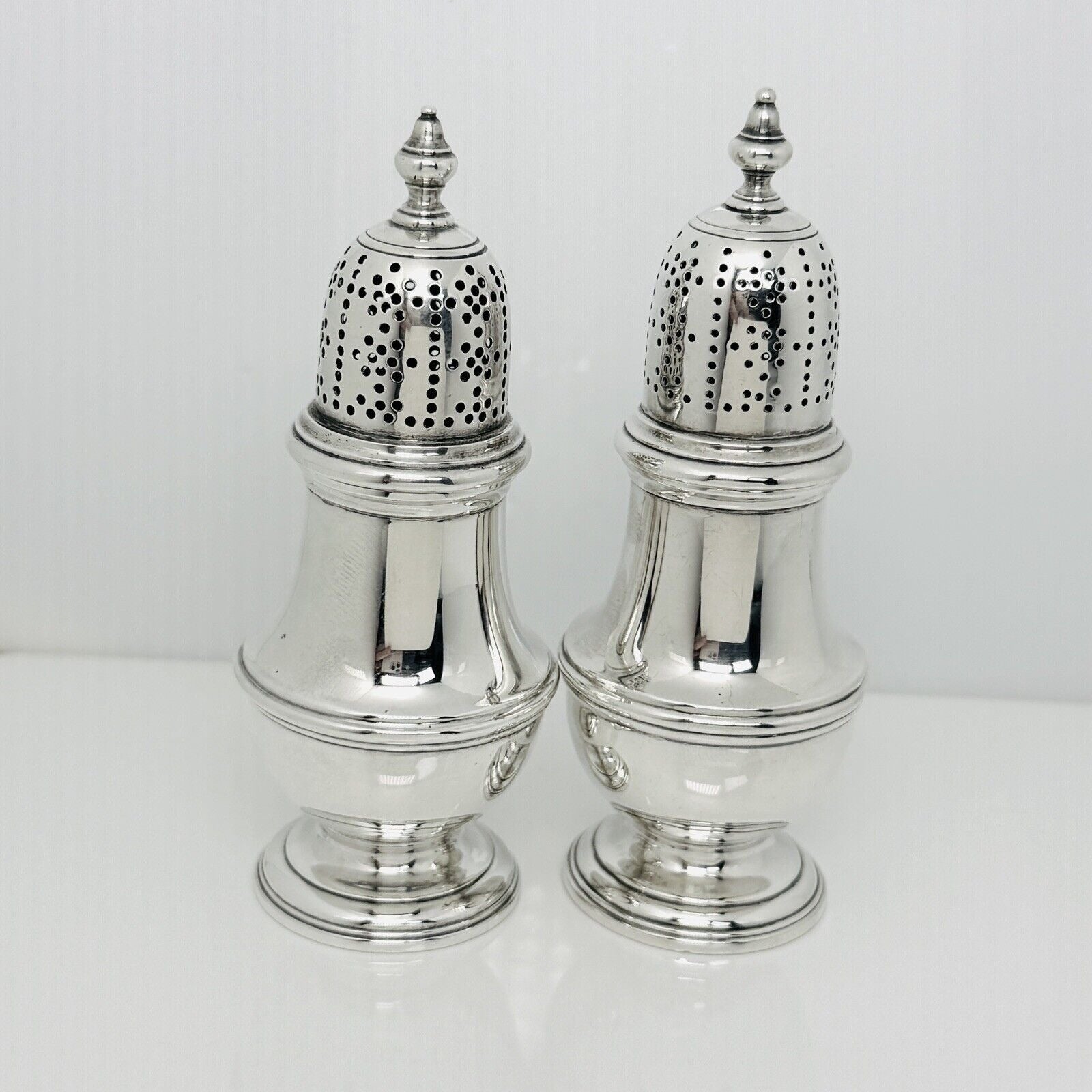 Tiffany & Co Vintage Salt and Pepper Shaker Set in Sterling Silver