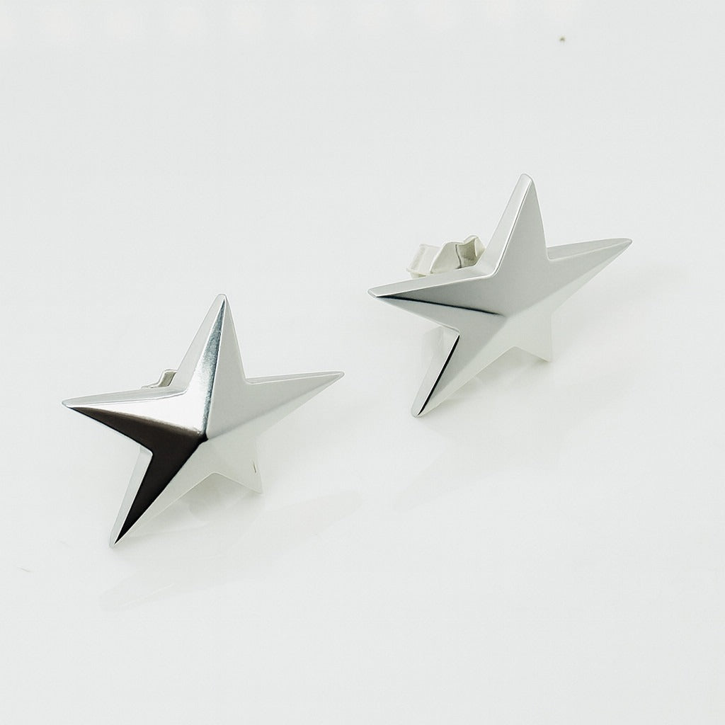 RARE Tiffany & Co Vintage Star Stud Earrings 1983 in Sterling Silver