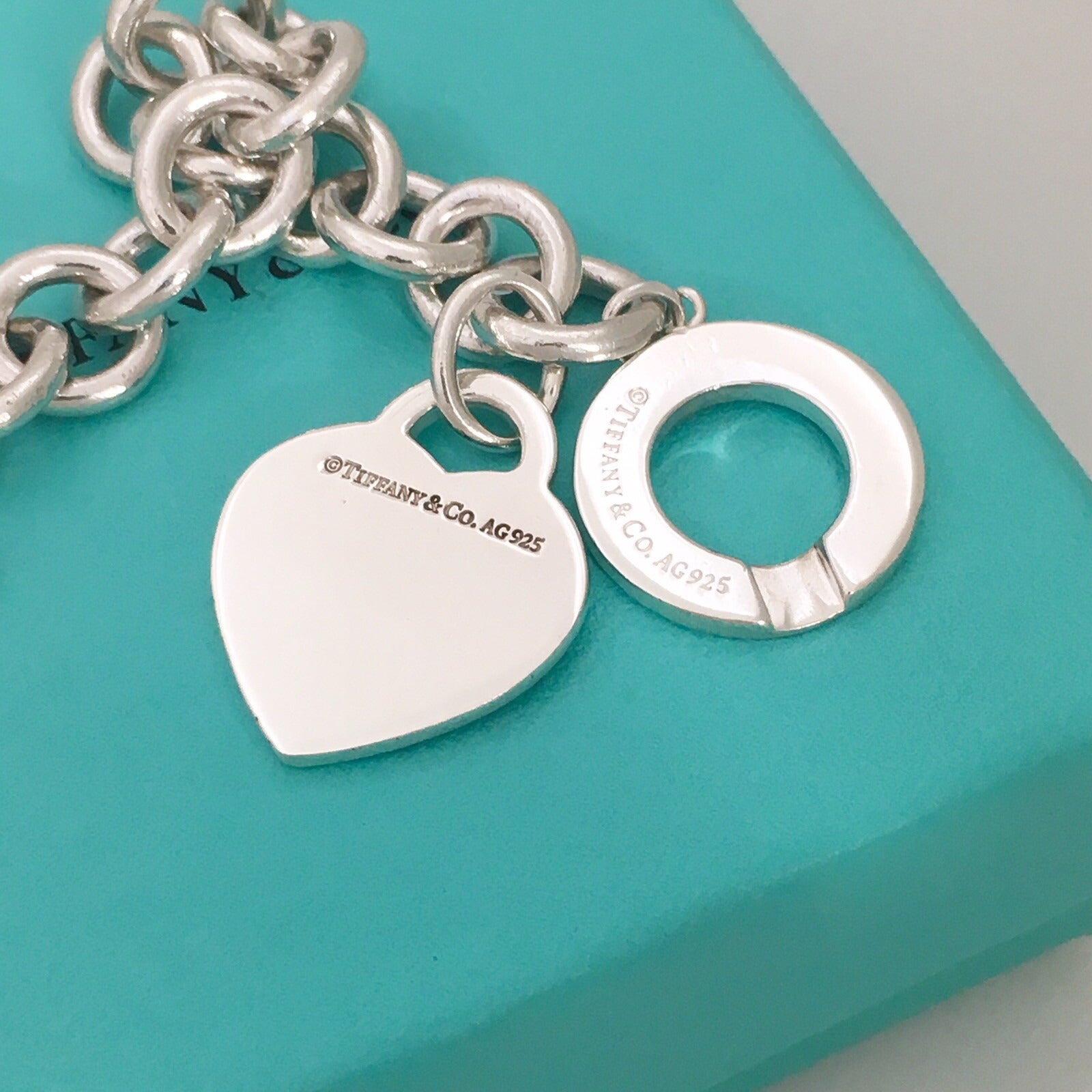 Size Medium Please Return to Tiffany Heart Tag Toggle Charm Bracelet NEW VERSION