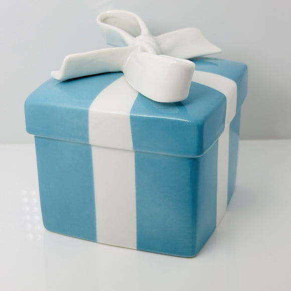 Tiffany Large Coin Bank Blue Gift Box with White Ribbon Bone China