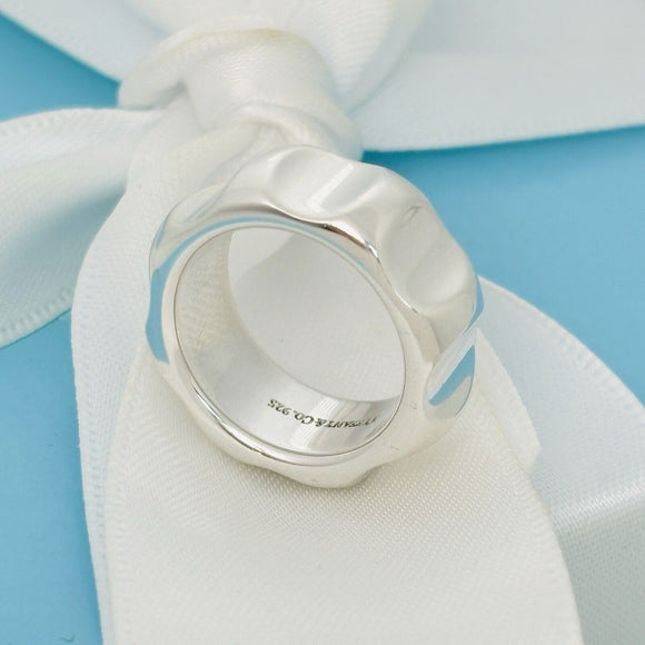 Size 4 Tiffany Groove Wide Ring Band by Paloma Picasso