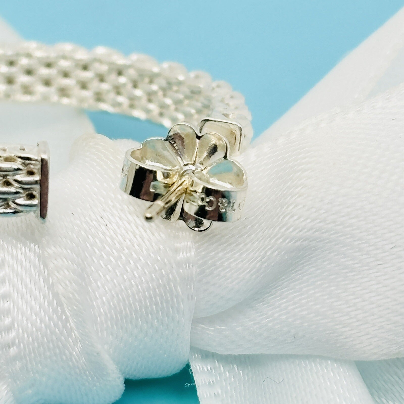 1 Tiffany & Co Somerset Mesh Hoop Huggie Earring Large 1.27" Single Replacement