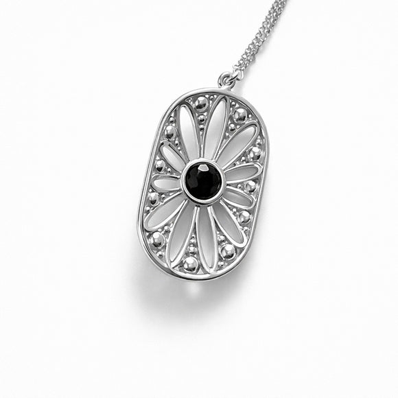 36" Tiffany & Co. Ziegfeld Pearl and Black Onyx Oval Pendant Necklace
