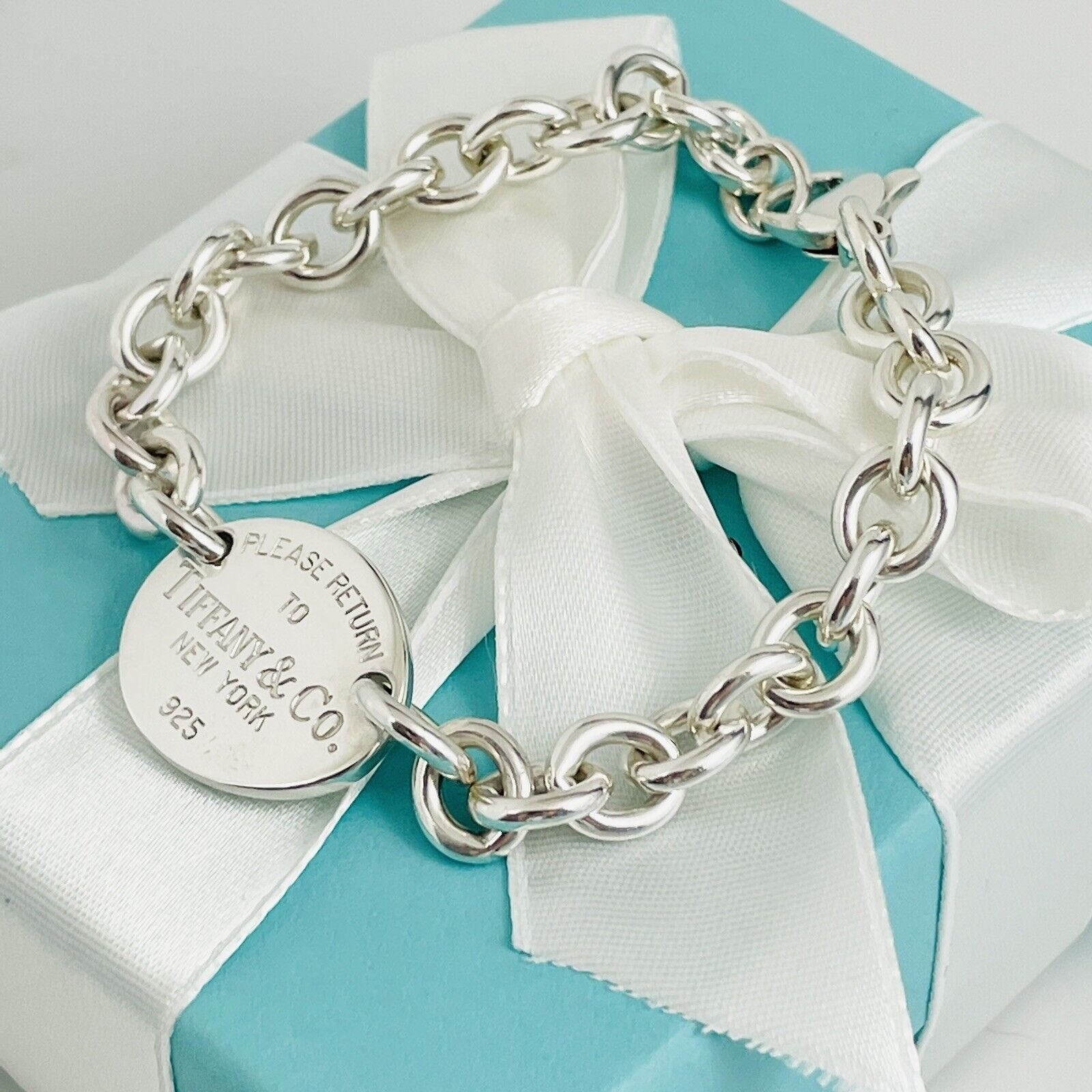 Please Return To Tiffany & Co Oval Tag Charm Bracelet in Silver