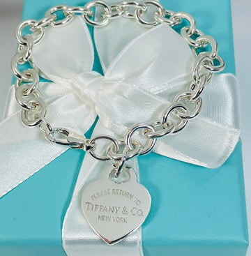 7.75" Medium Return To Tiffany Heart Tag Charm Bracelet in Silver