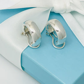 Tiffany & Co Vintage Hoop Huggie Clip on Earrings in Sterling Silver - 0